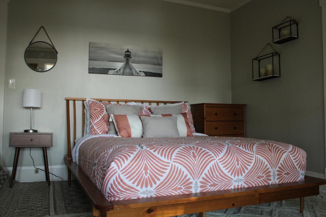 The Hillside B&B. Home W/ Breakfast Service! 위스콘신 델즈 외부 사진