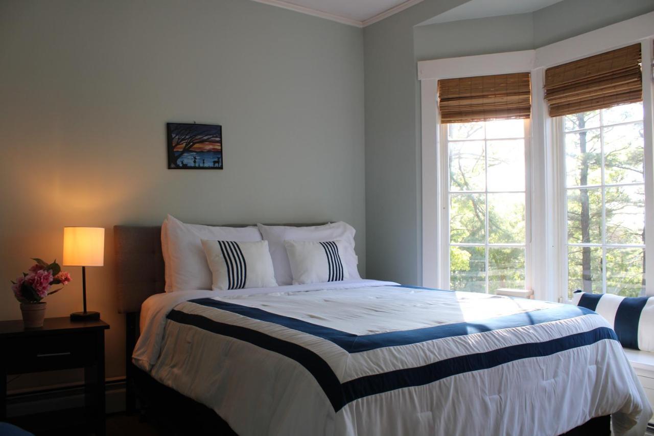 The Hillside B&B. Home W/ Breakfast Service! 위스콘신 델즈 외부 사진